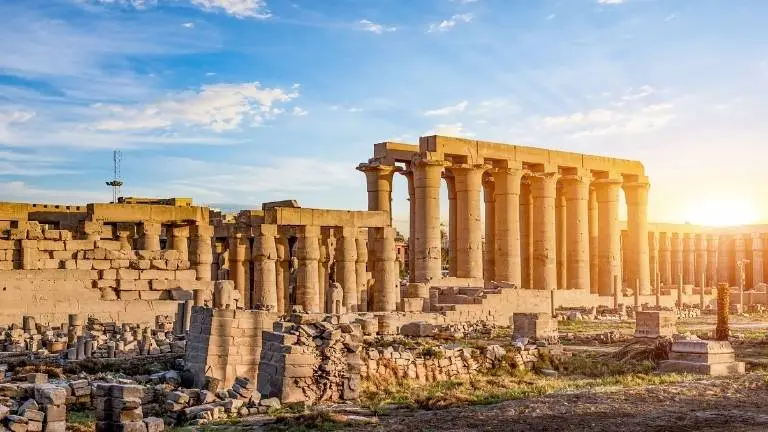 karnak temple facts
